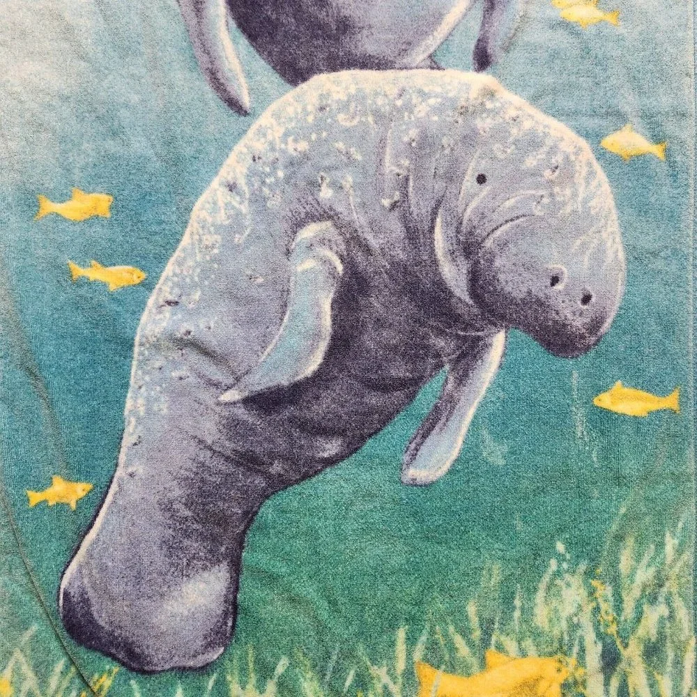 Manatees Zoo Souvenir Vintage Beach Towel Blue Yellow Fish 100% Cotton